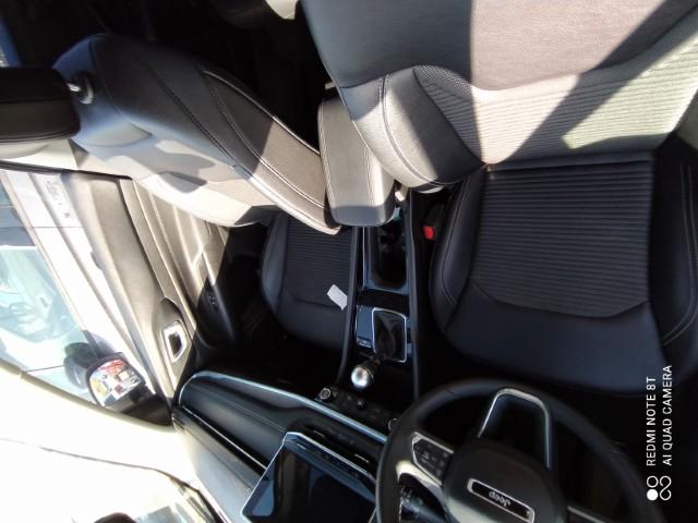 Foto Jeep Compass 11