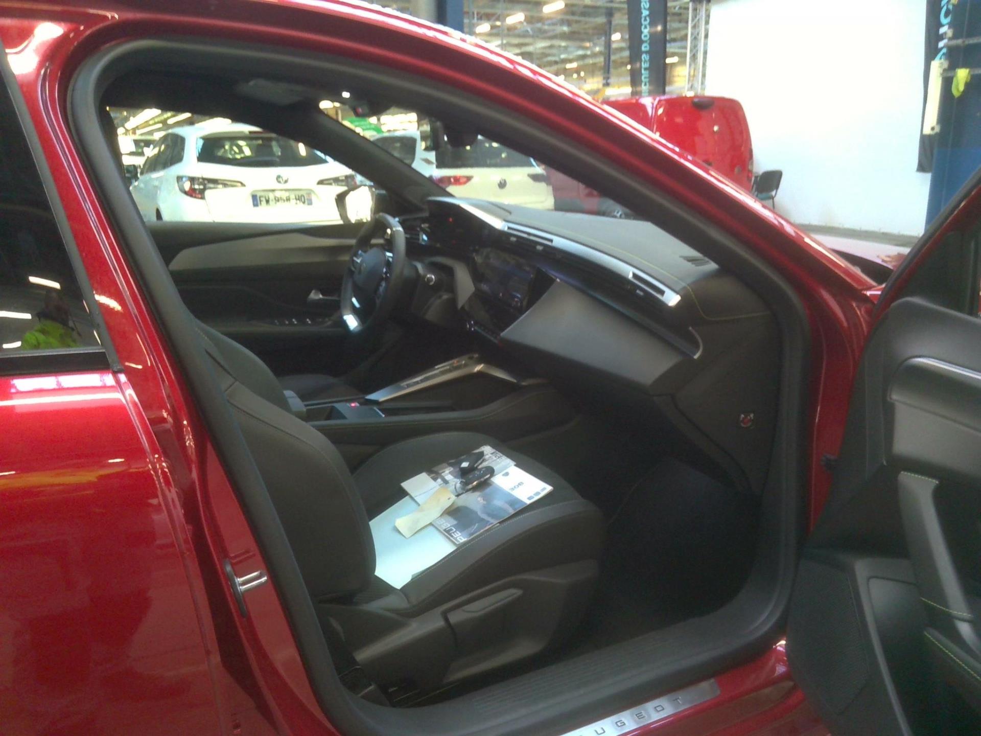 Peugeot 308 Electrique 54 kWh 156ch GT 2023