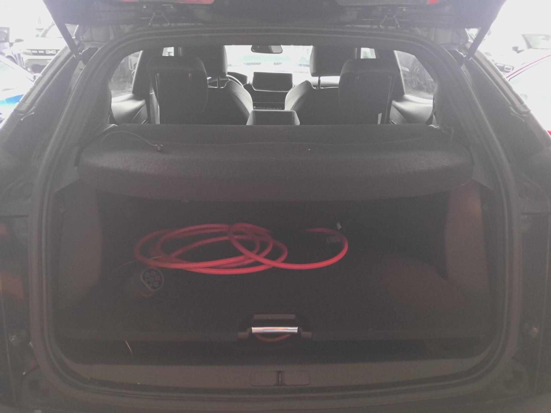 Peugeot 2008 Electrique 156 ch 54 kWh GT 2025