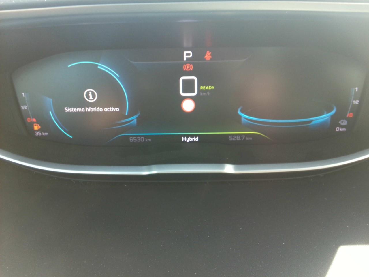 Foto Peugeot 3008 Hybrid 5