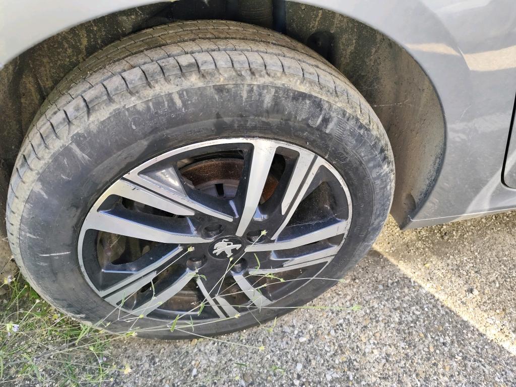 Peugeot 208 PureTech 100 S&S EAT8 Allure Pack 2023