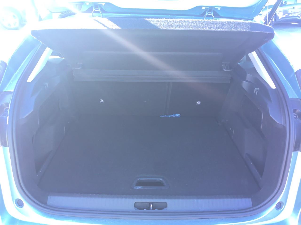 Foto Citroën C4 X 9