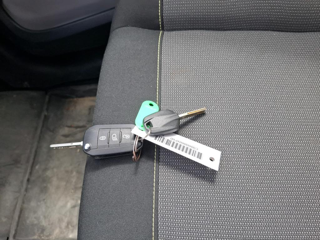 Citroen C3 PureTech 110 S&S EAT6 Shine Business 2021