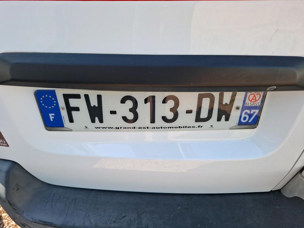 Peugeot EXPERT FGN TOLE STANDARD 2.0 BLUEHDI 120 S&S BVM6 ASPHALT 2020