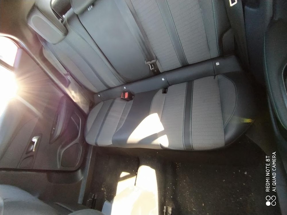 Foto Peugeot 2008 13