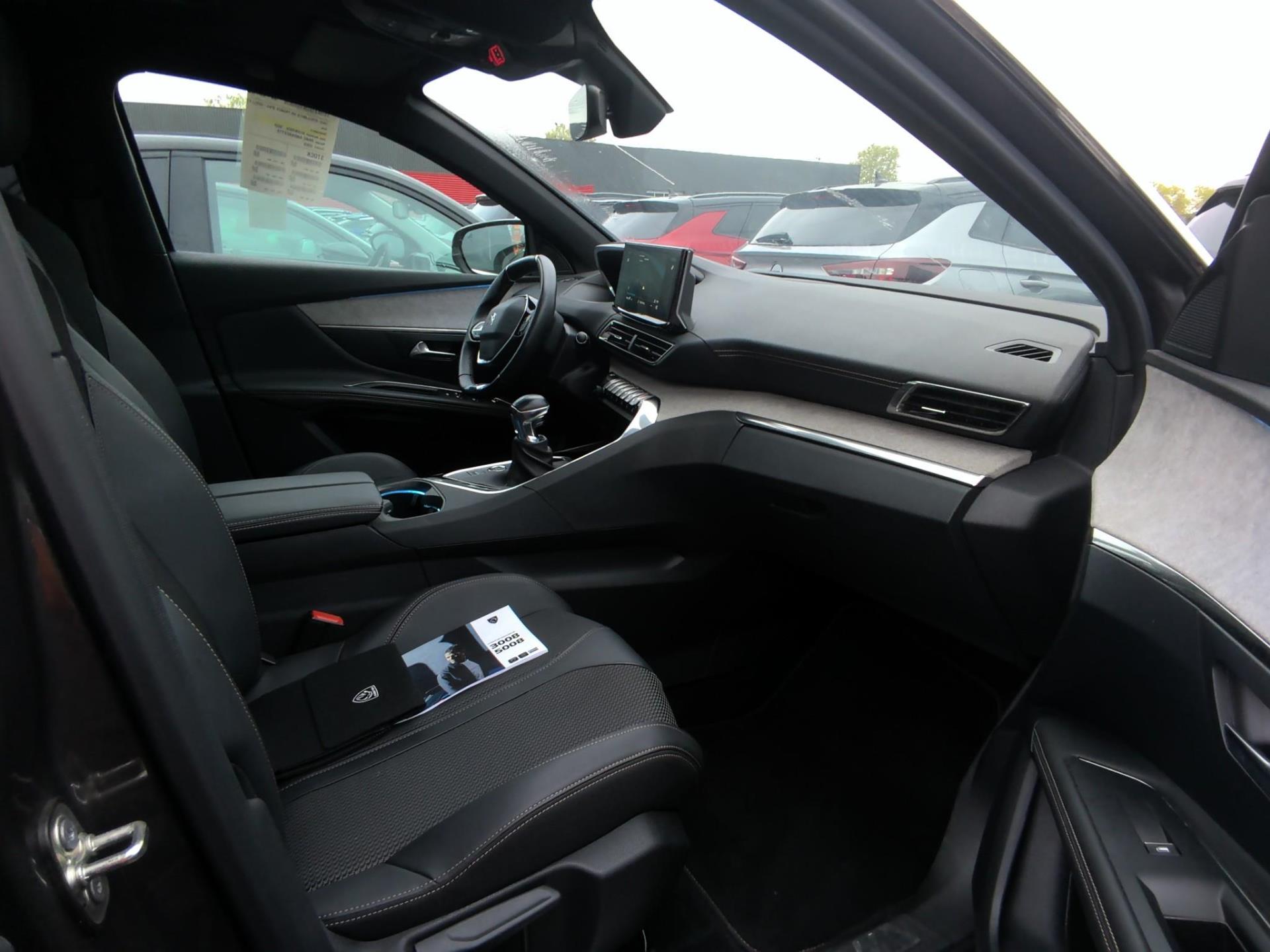 Peugeot 3008 PureTech 130ch S&S BVM6 GT 2023