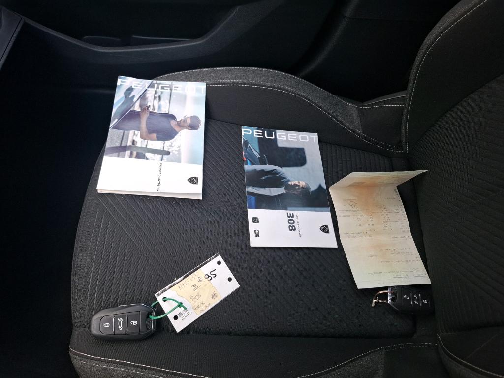 Peugeot 308 BlueHDi 130ch S&S EAT8 Active Pack 2022