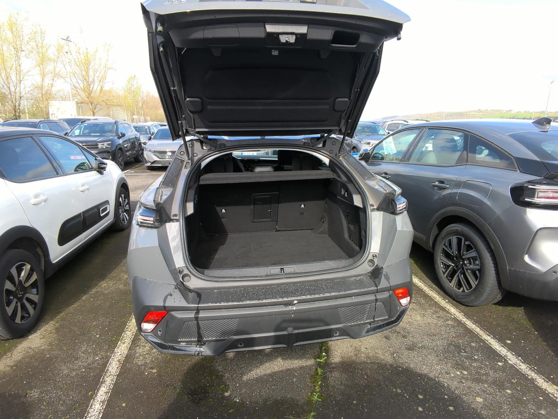 Peugeot 408 Hybrid 145 e-DCS6 Allure 2025
