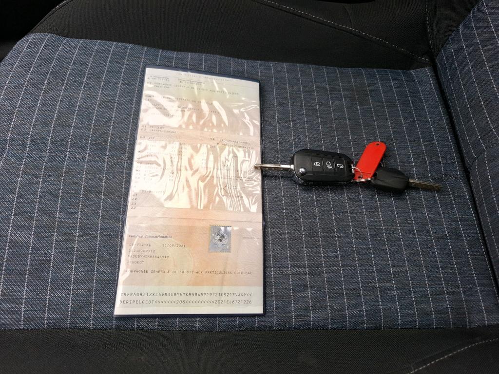 Peugeot 208 BLUEHDI 100 S&S BVM6 PREMIUM PACK 2021