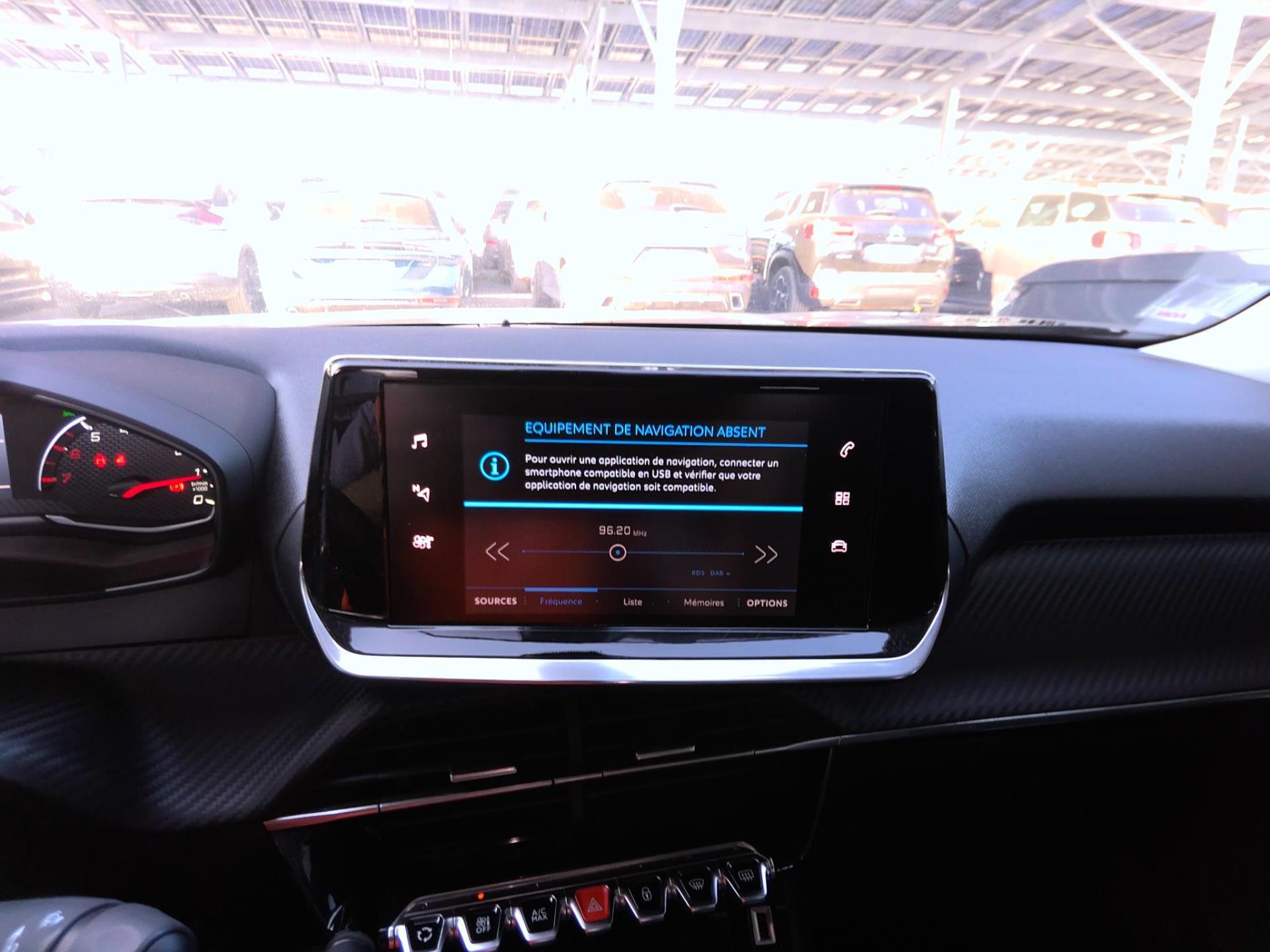 Peugeot 2008 PureTech 100 S&S BVM6 Allure 2022