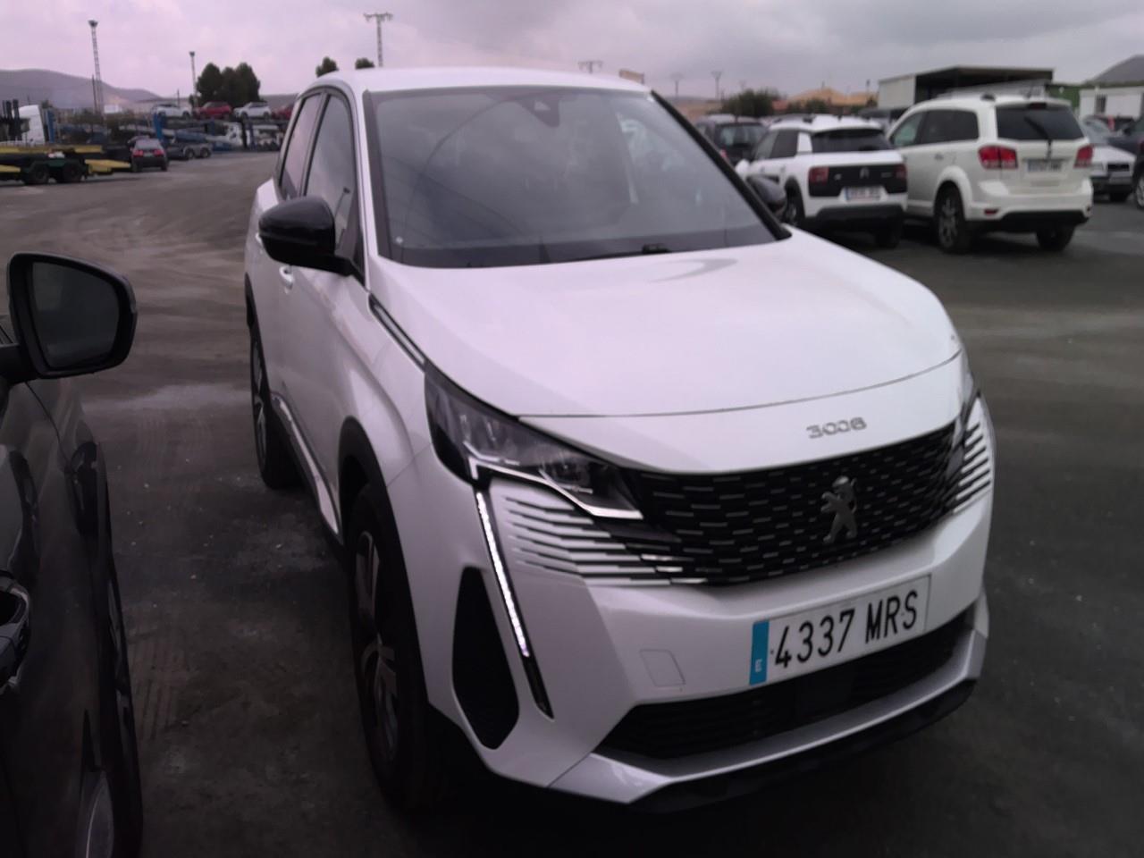 Peugeot 3008 3008 Allure Pack Gasolina 130 S&S 6 Vel. MAN