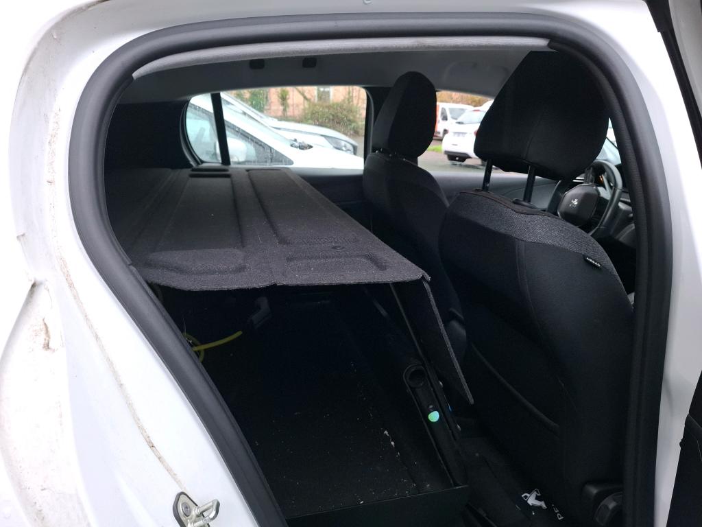 Peugeot 208 ELECTRIQUE 50 KWH 136 ACTIVE BUSINESS R 2021