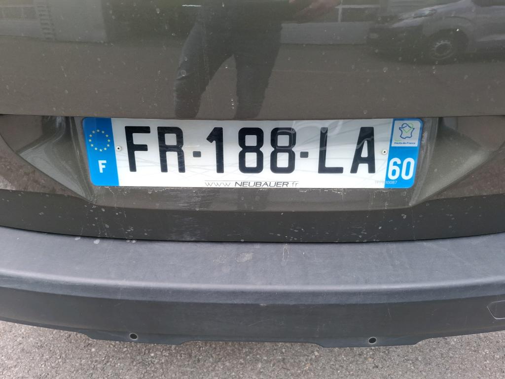 Peugeot 5008 BlueHDi 130ch S&S EAT8 Active Business 2020