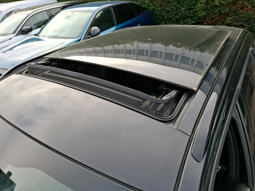 Peugeot 2008 PureTech 130 S&S EAT8 GT 2021