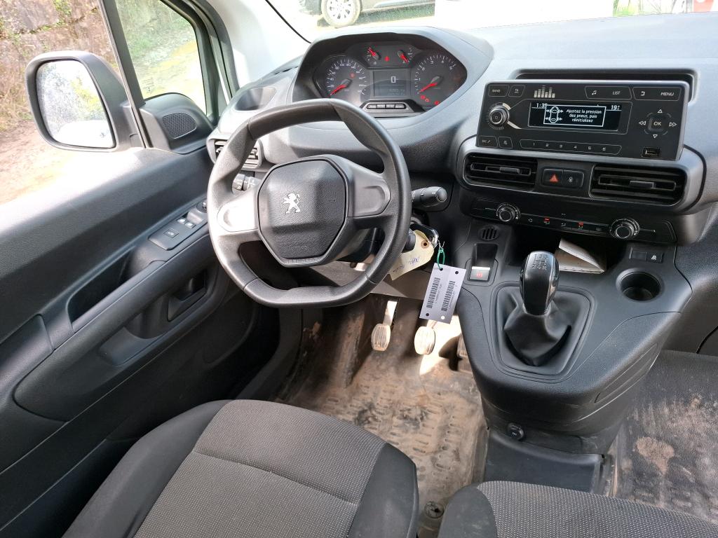 Peugeot PARTNER FOURGON STANDARD 650 KG BLUEHDI 100 S&S BVM5 PREMIUM 2020