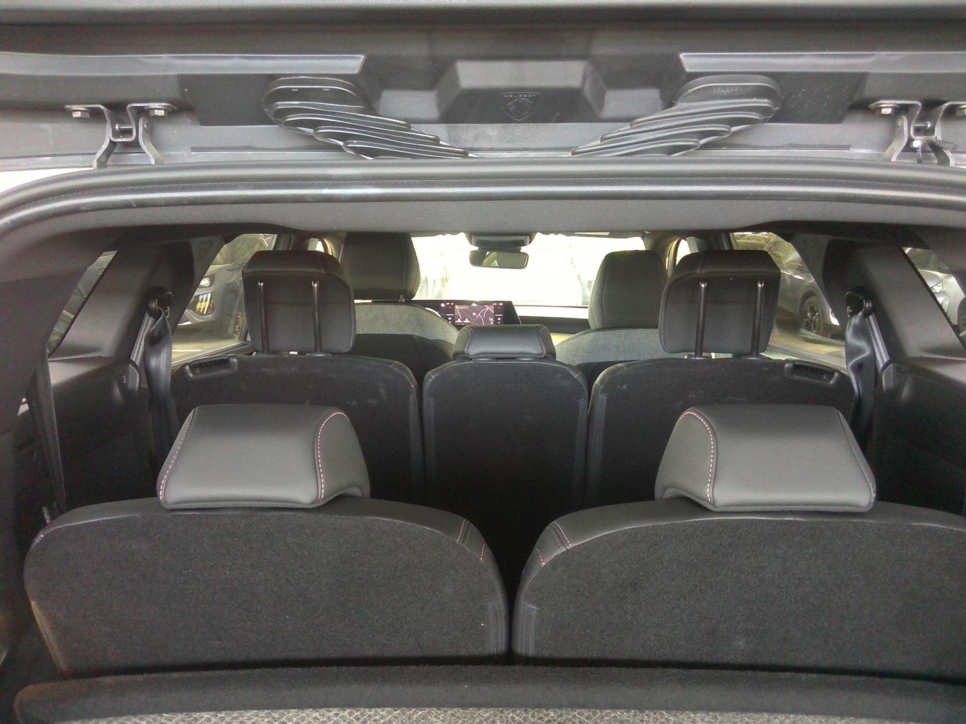 Peugeot 5008 Hybrid 145 e-DCS6 Allure 2025