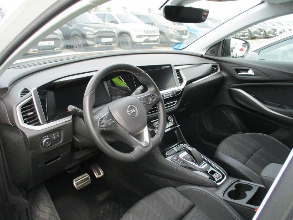 Foto Opel Grandland PHEV 14