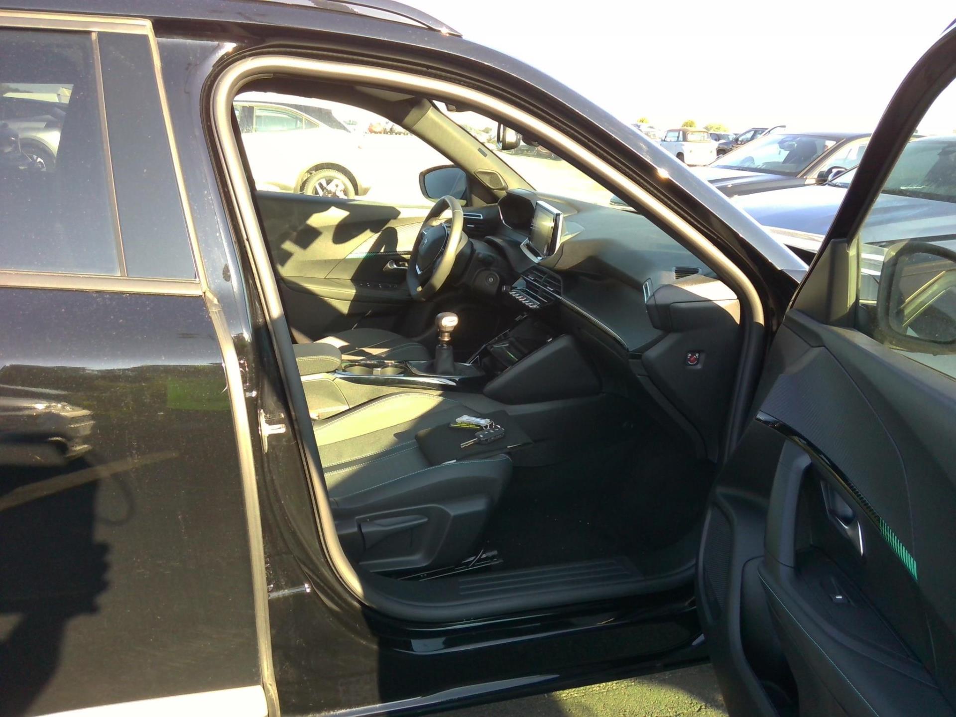 Peugeot 2008 PureTech 130 S&S BVM6 Allure 2023
