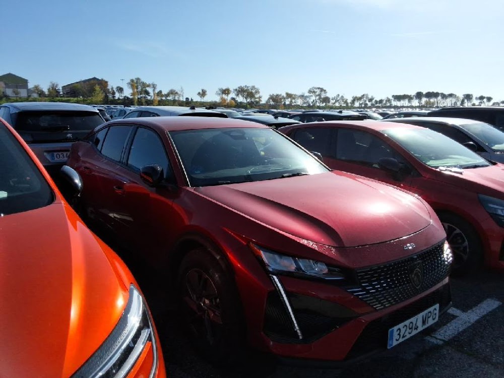 Foto Peugeot 408 7
