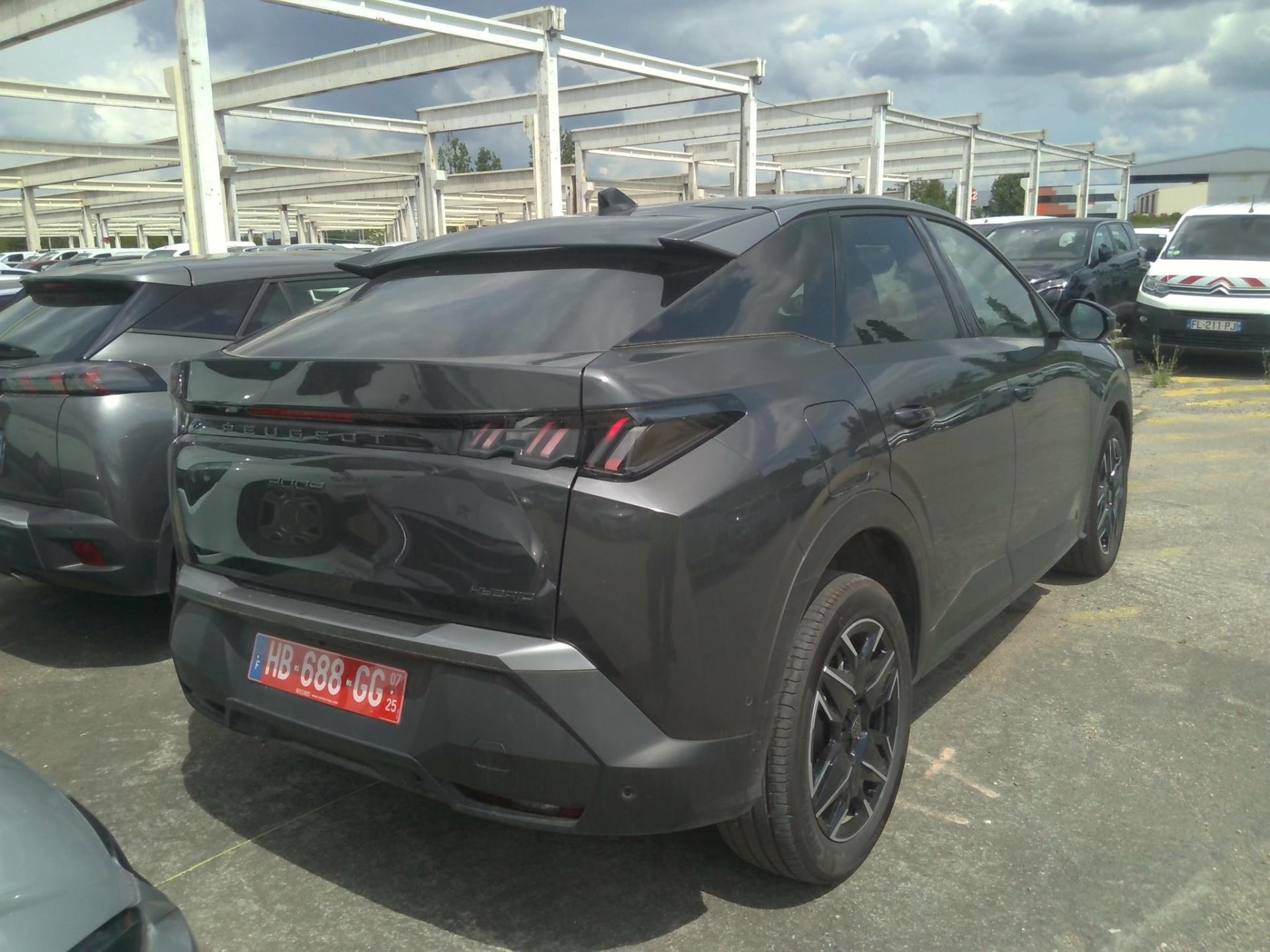 Peugeot 3008 Hybrid 136 e-DCS6 Allure 2025