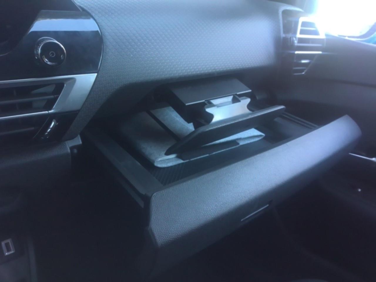Foto Citroën ë-C4 10