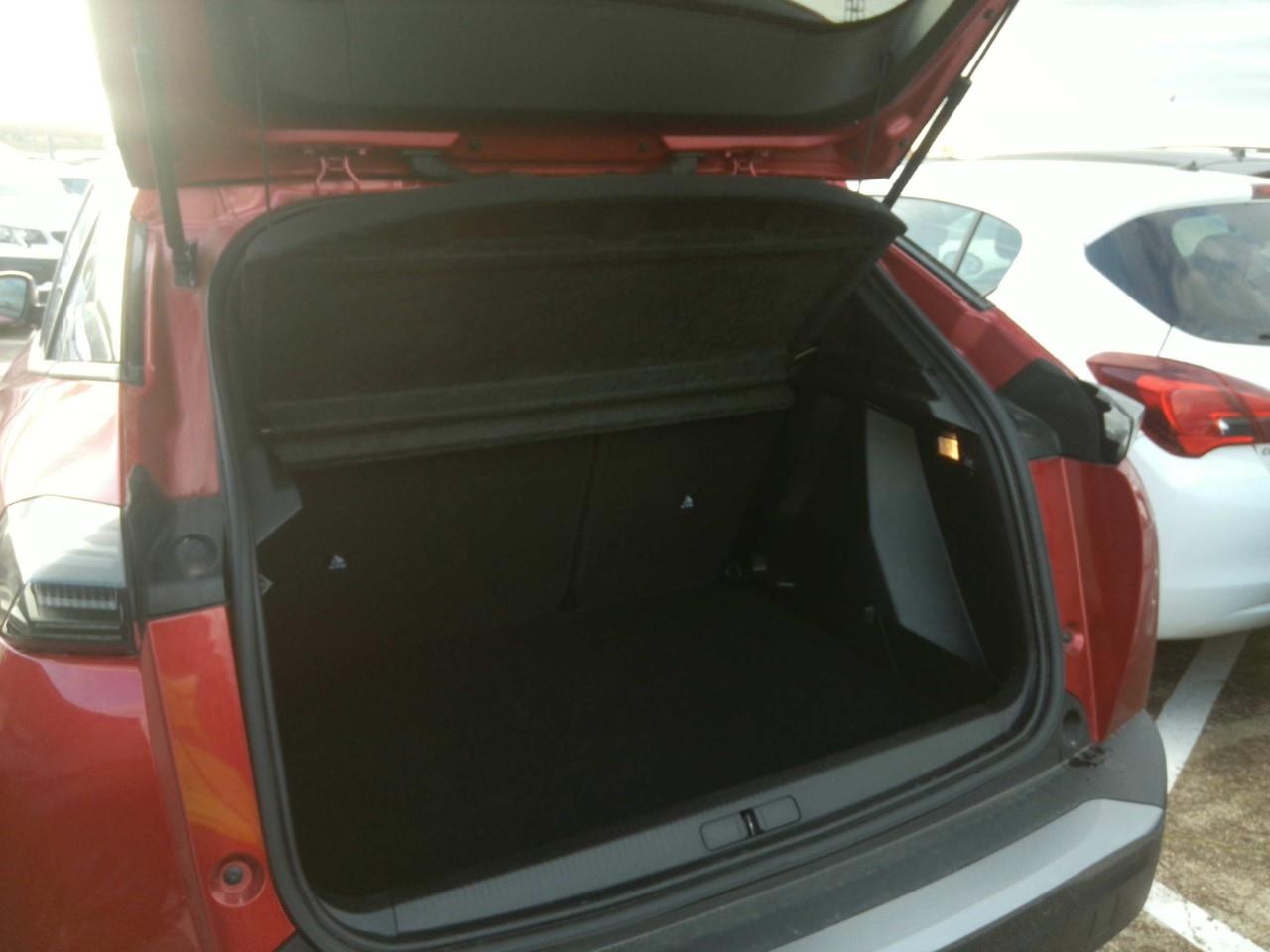 Foto Peugeot 2008 9