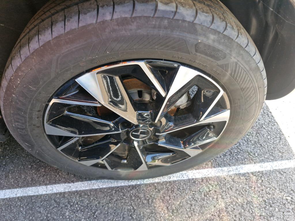 DS DS3 Crossback PureTech 130 EAT8 Rivoli 2023