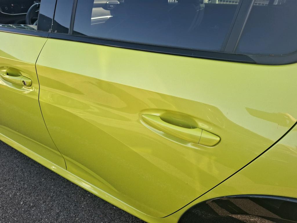 Peugeot 208 Hybrid 100 e-DCS6 GT 2024