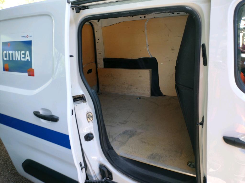 Peugeot PARTNER FOURGON STANDARD 650 KG BLUEHDI 100 S&S BVM5 ASPHALT 2019