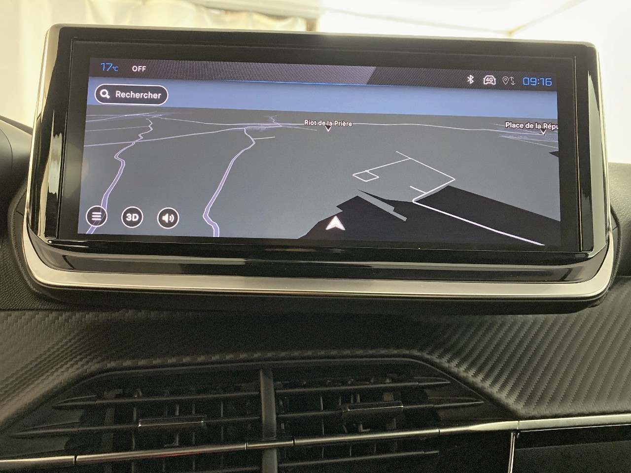 Peugeot 2008 Hybrid 136 e-DCS6 Allure 2024