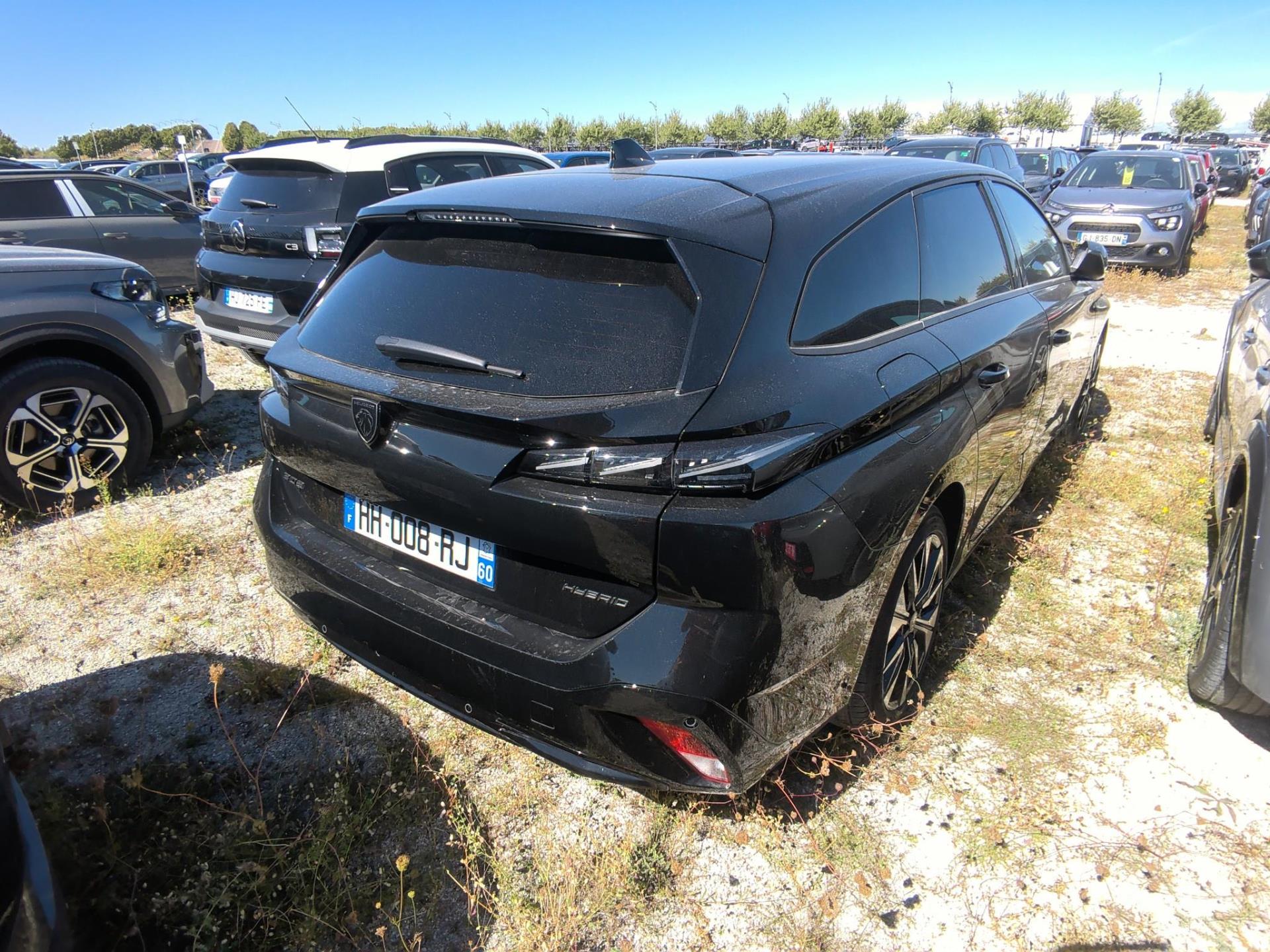 Peugeot 308 SW Hybrid 145 e-DCS6 Allure 2026