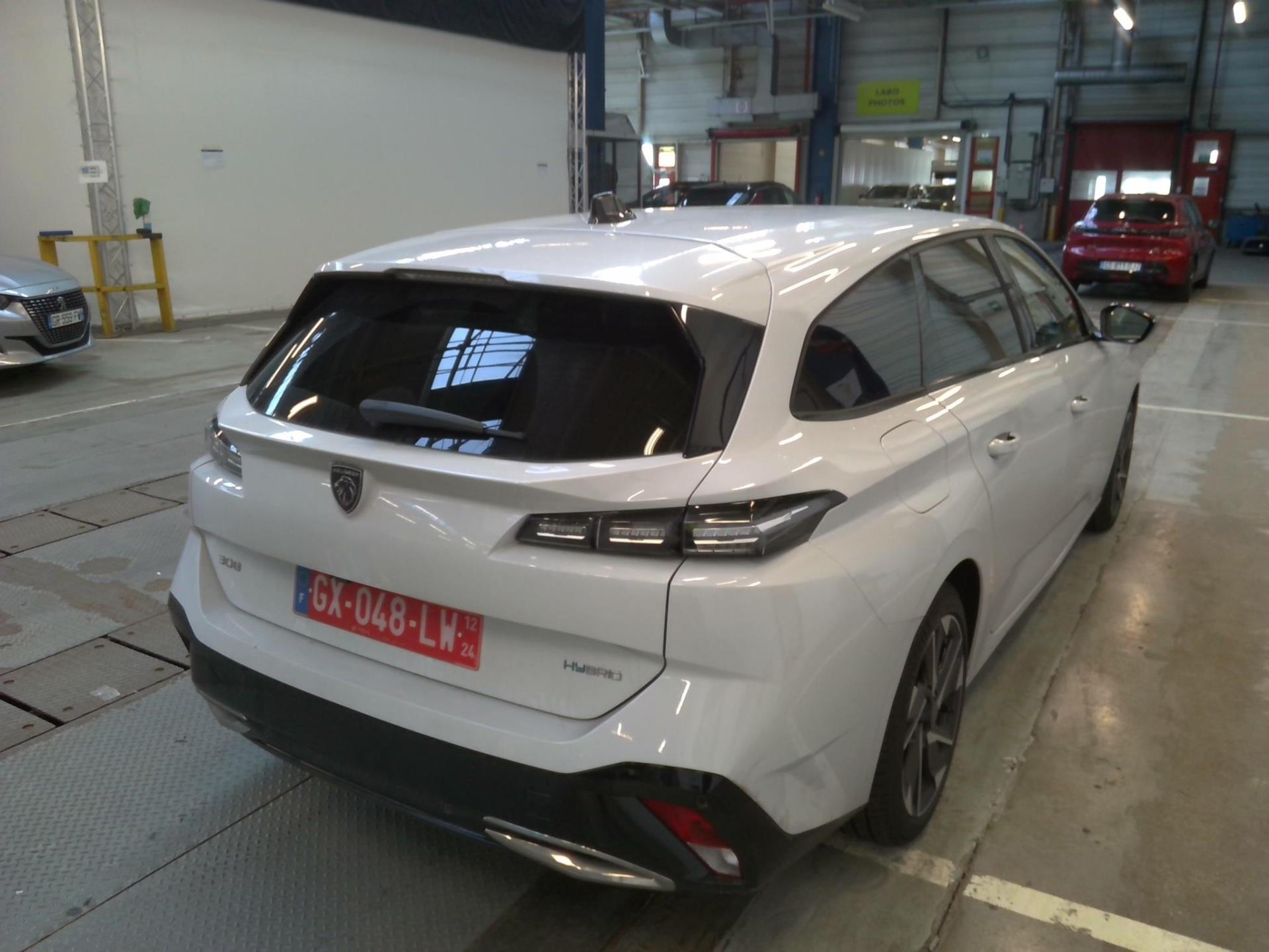 Peugeot 308 SW PHEV 180 e-EAT8 Allure 2024