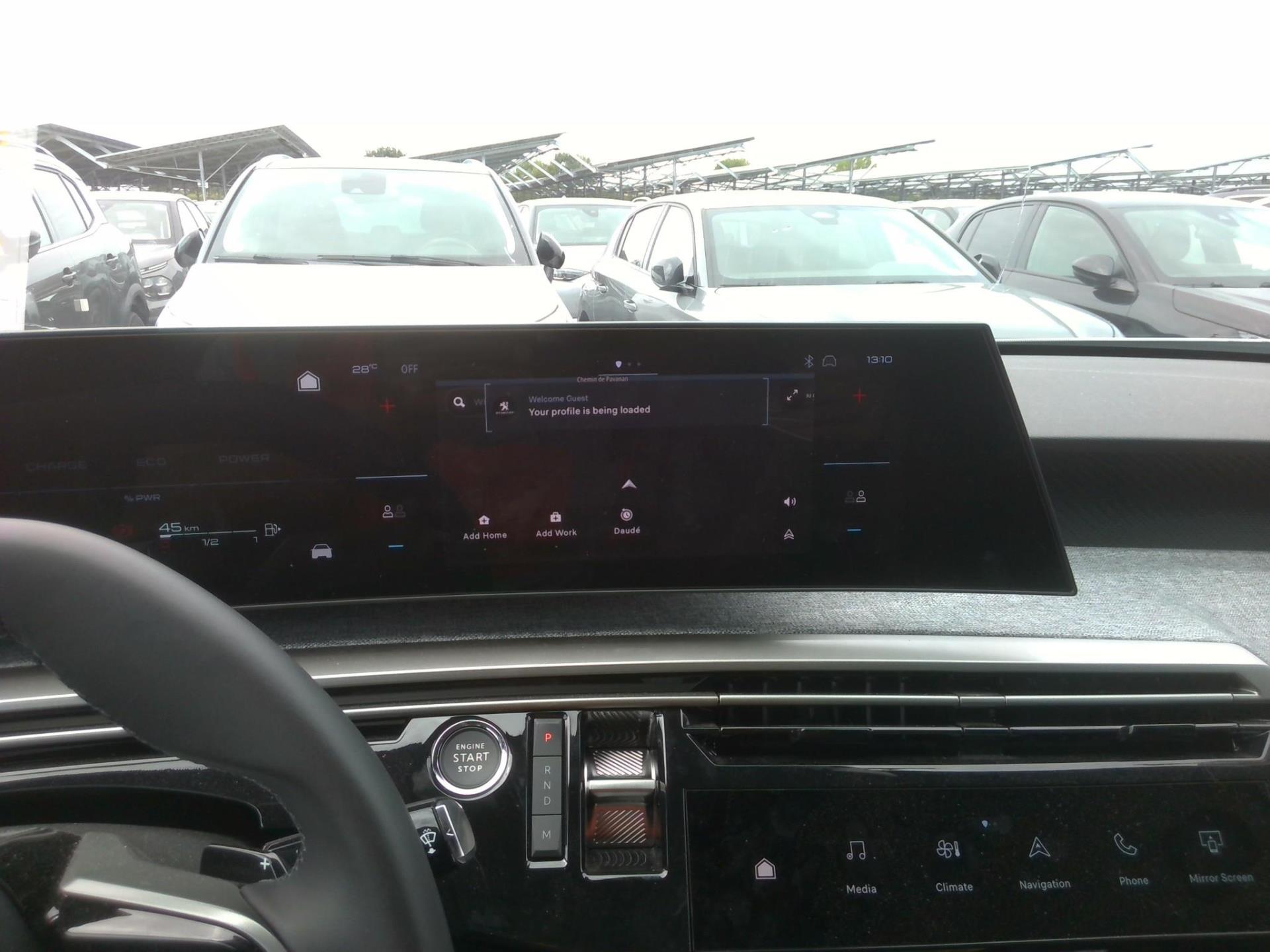 Peugeot 3008 Hybrid 145 e-DCS6 Allure 2025