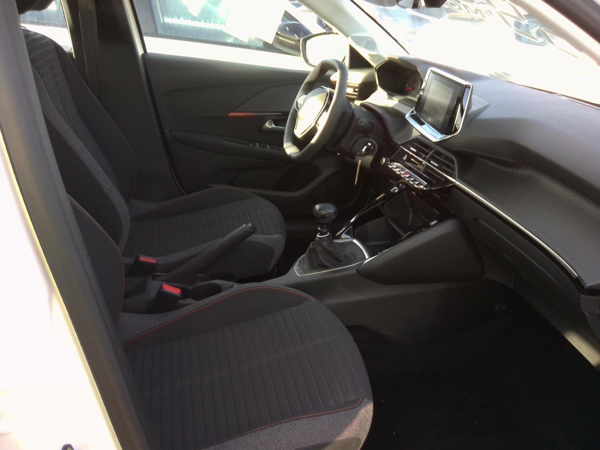 Peugeot 208 PureTech 100 S&S BVM6 Active Pack 2022