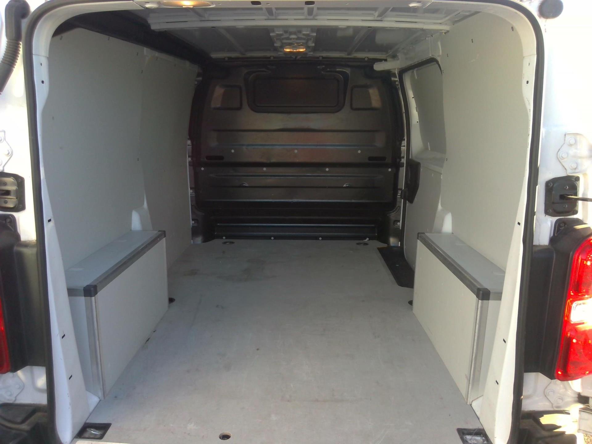 Opel VIVARO FGN TAILLE M BLUEHDI 120 S&S BVM6  2024