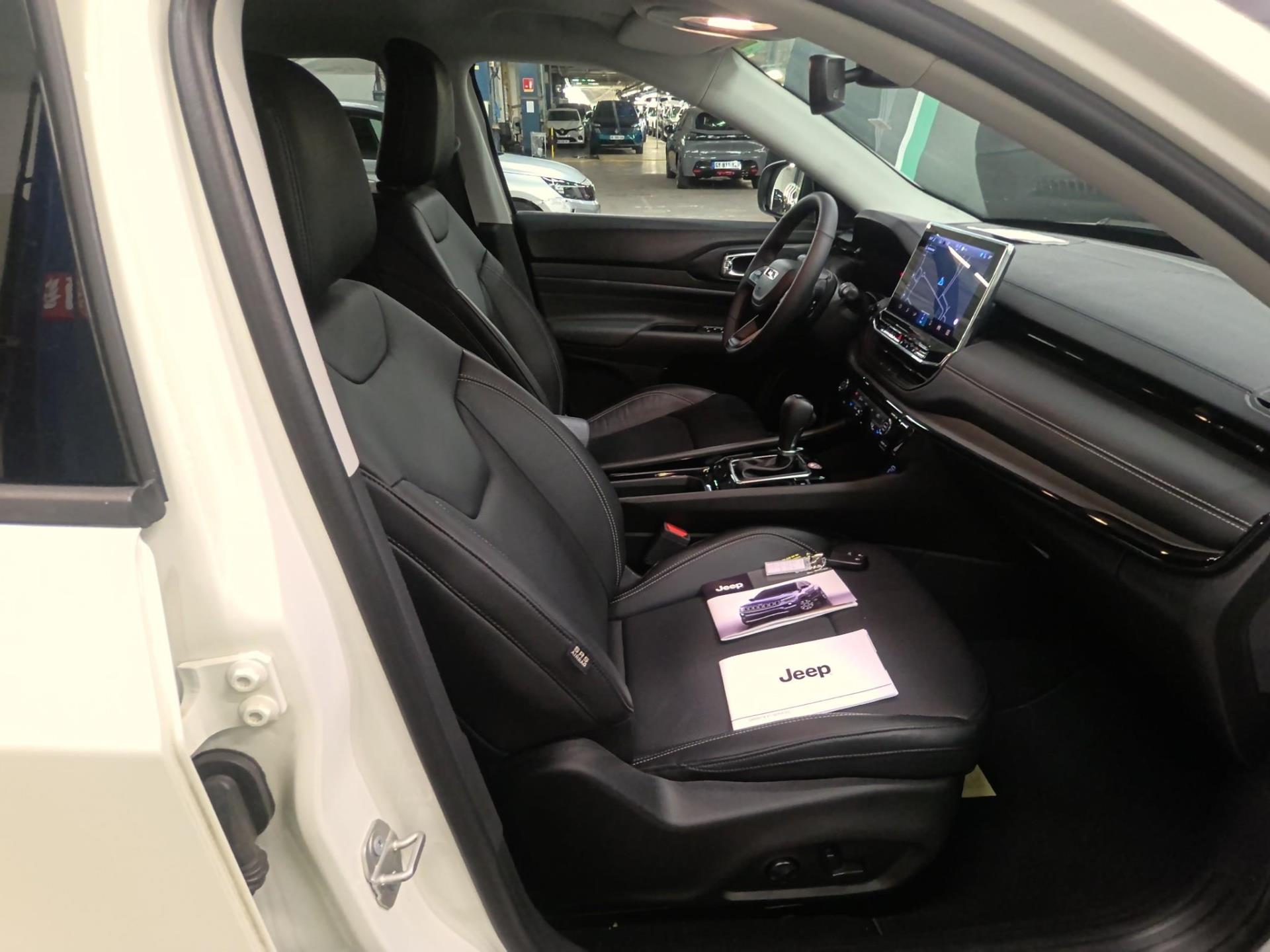 JEEP Compass 1.5 Turbo T4 130 ch BVR7 e-Hybrid Summit 2025