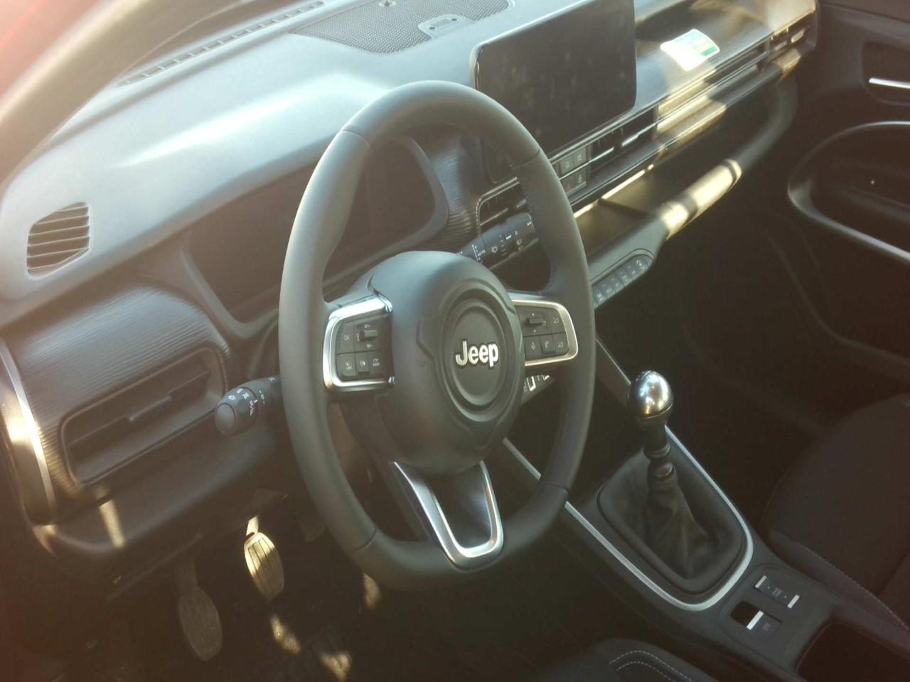 Foto Jeep AVENGER 8