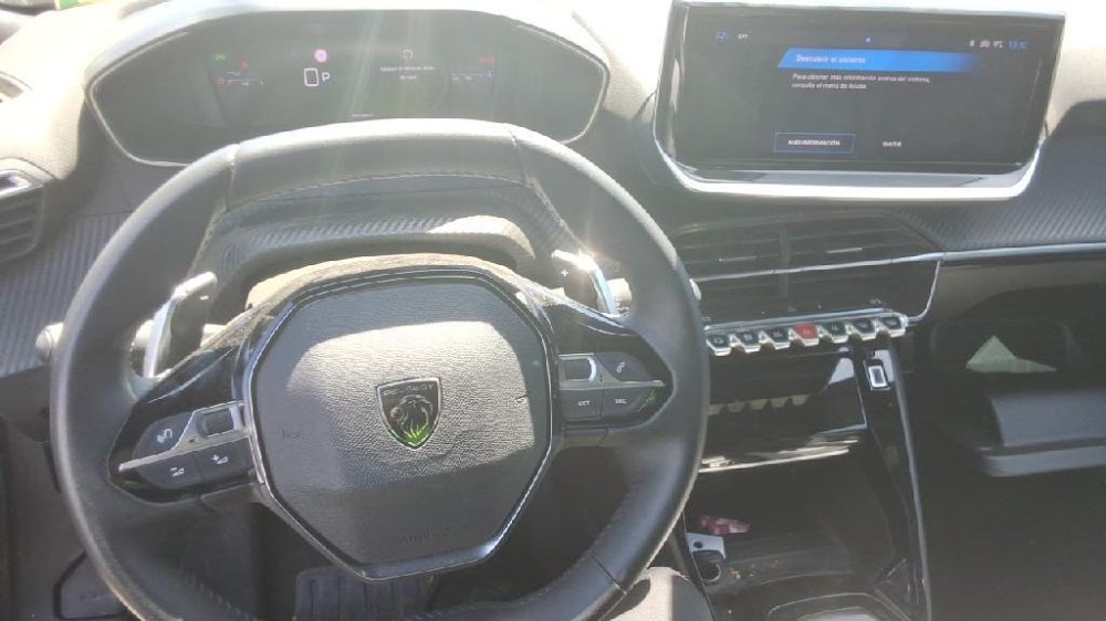 Foto Peugeot 2008 8