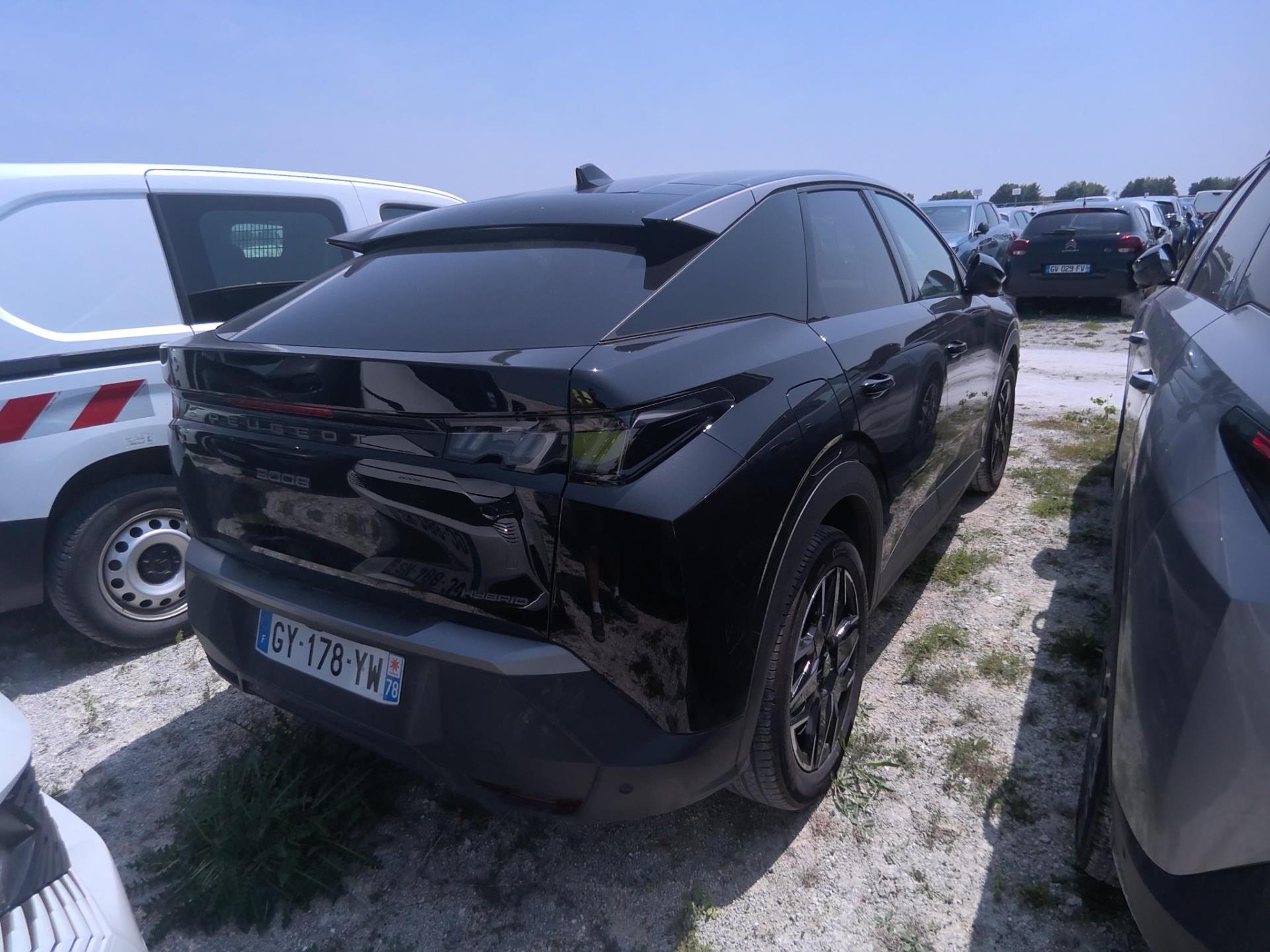 Peugeot 3008 Hybrid 136 e-DCS6 Allure 2024