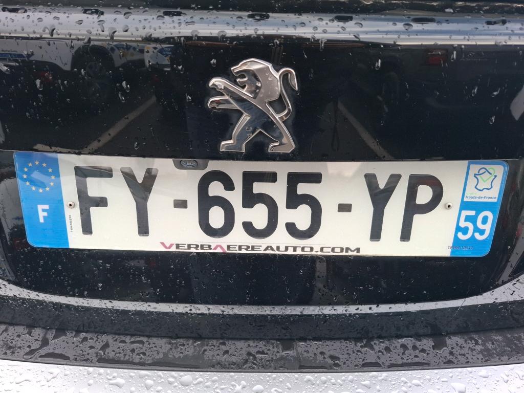 Peugeot 2008 BlueHDi 130 S&S EAT8 GT 2021