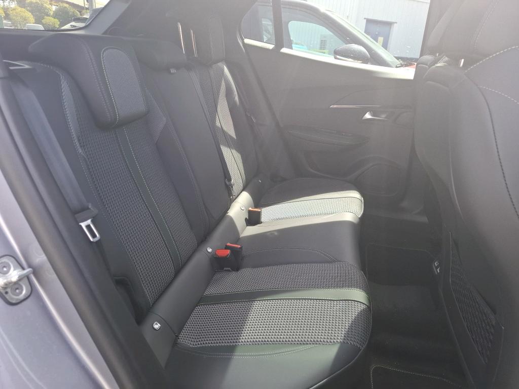 Peugeot 2008 PureTech 130 S&S EAT8 GT 2023