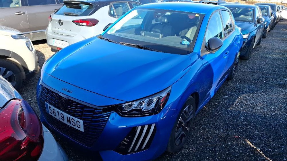 Foto Peugeot 208 8
