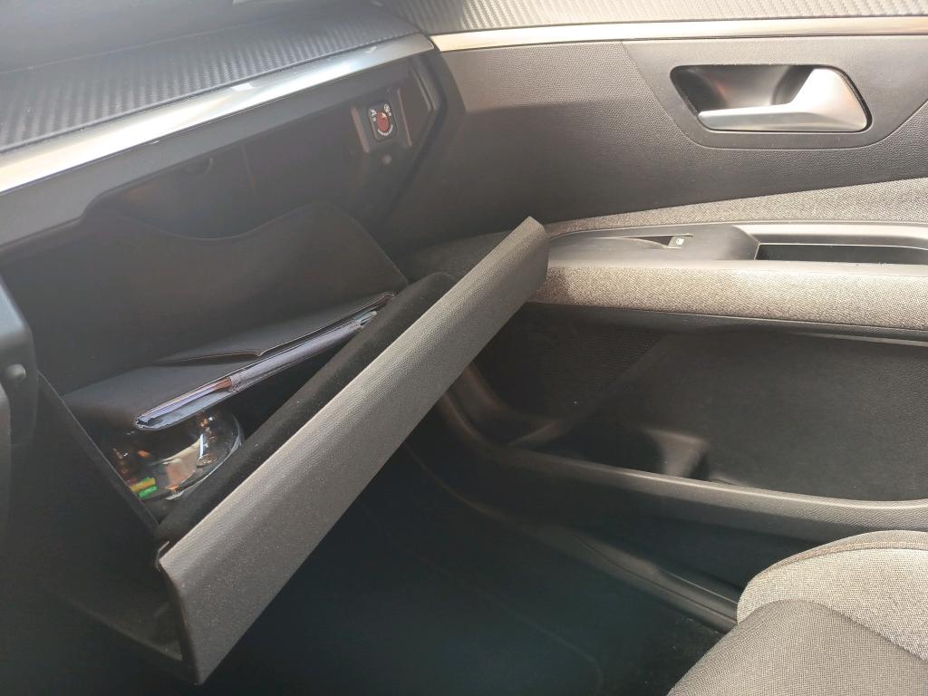 Peugeot 3008 BlueHDi 130ch S&S EAT8 Active Pack 2022