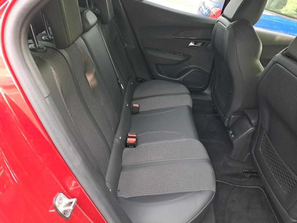 Peugeot 2008 Electrique 136 ch GT 2021