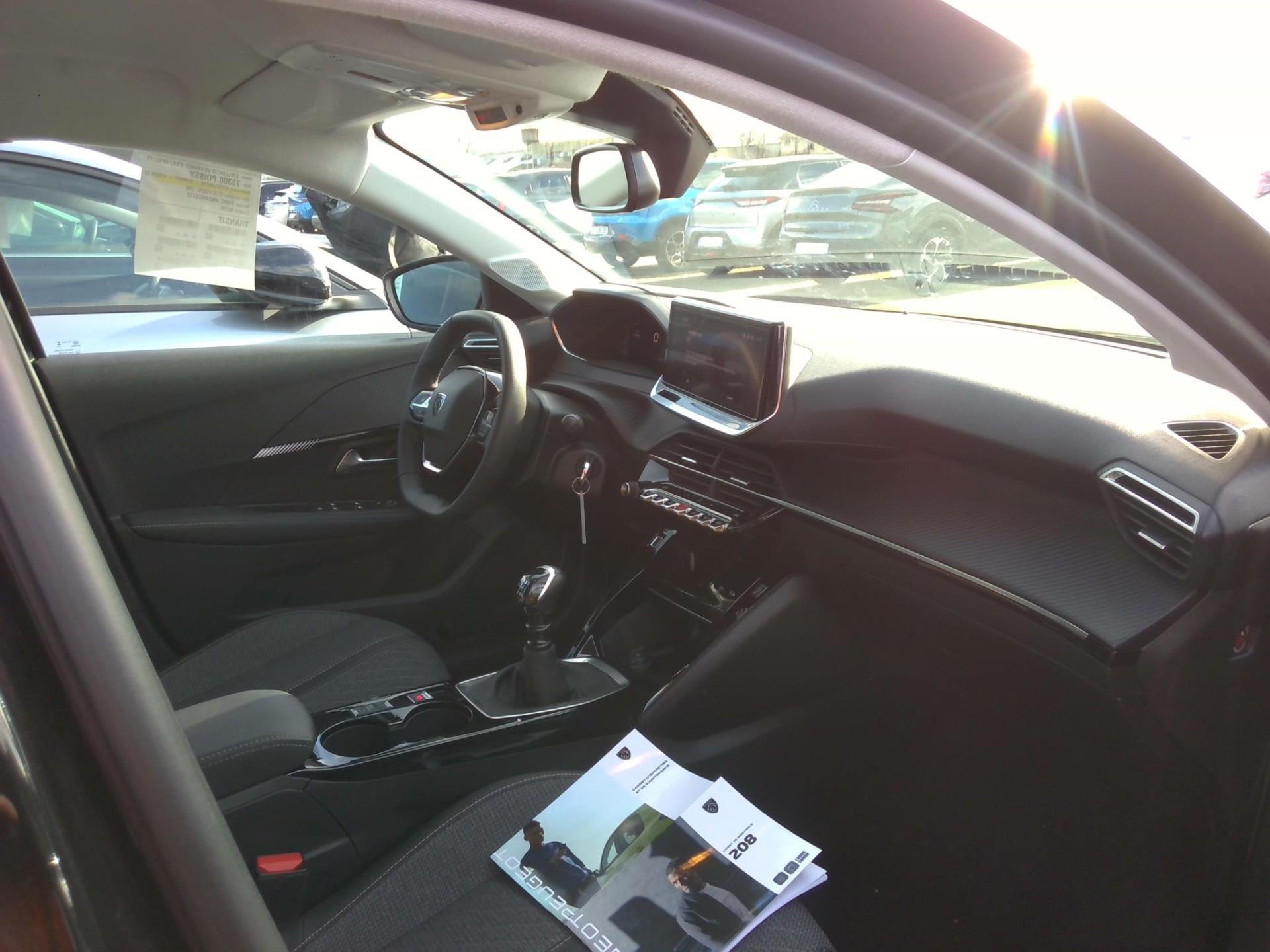 Peugeot 208 II 