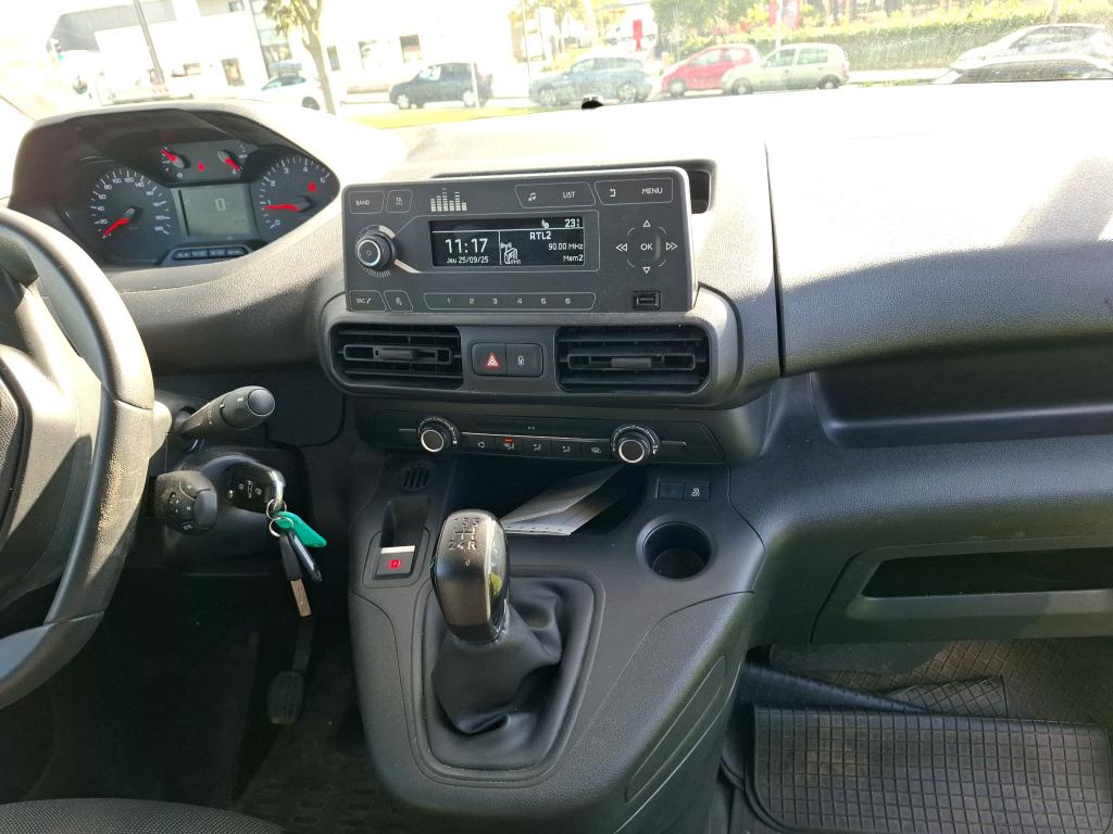 Peugeot PARTNER FOURGON STANDARD 650 KG BLUEHDI 100 S&S BVM5 PREMIUM 2021