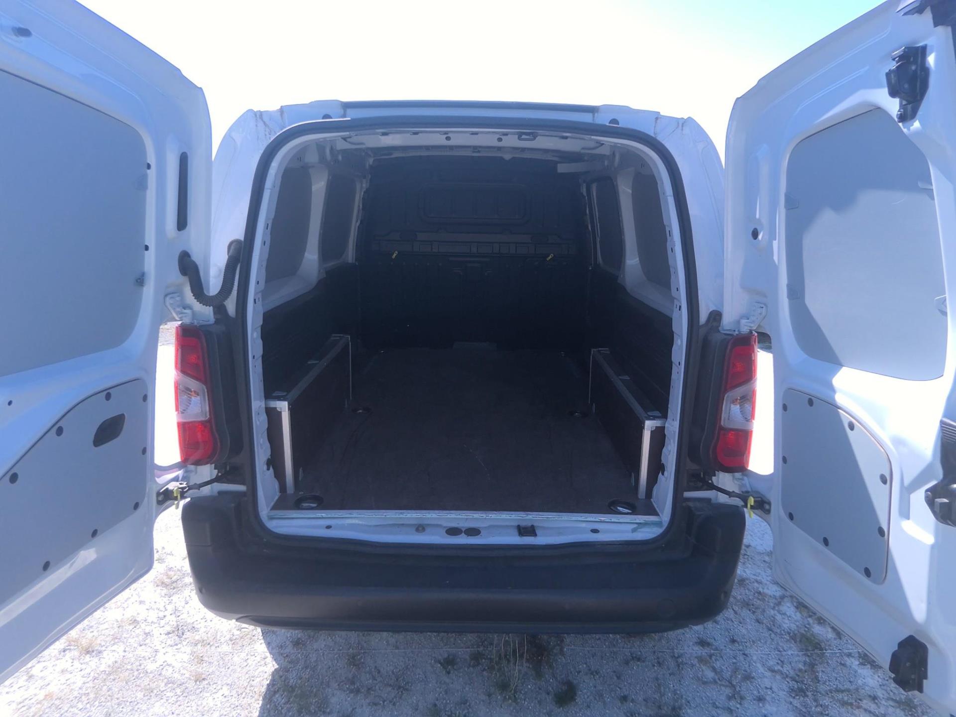Peugeot PARTNER FOURGON XL 950 KG BLUEHDI 100 S&S BVM6 2024