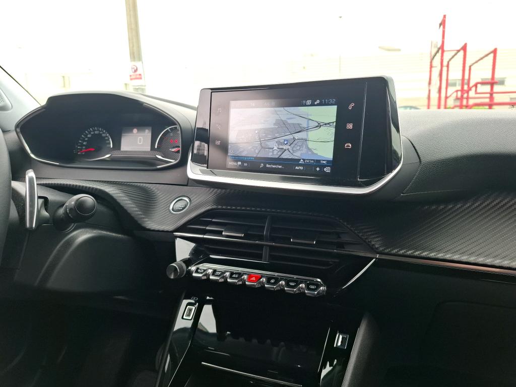 Peugeot 2008 BlueHDi 130 S&S EAT8 Allure 2022