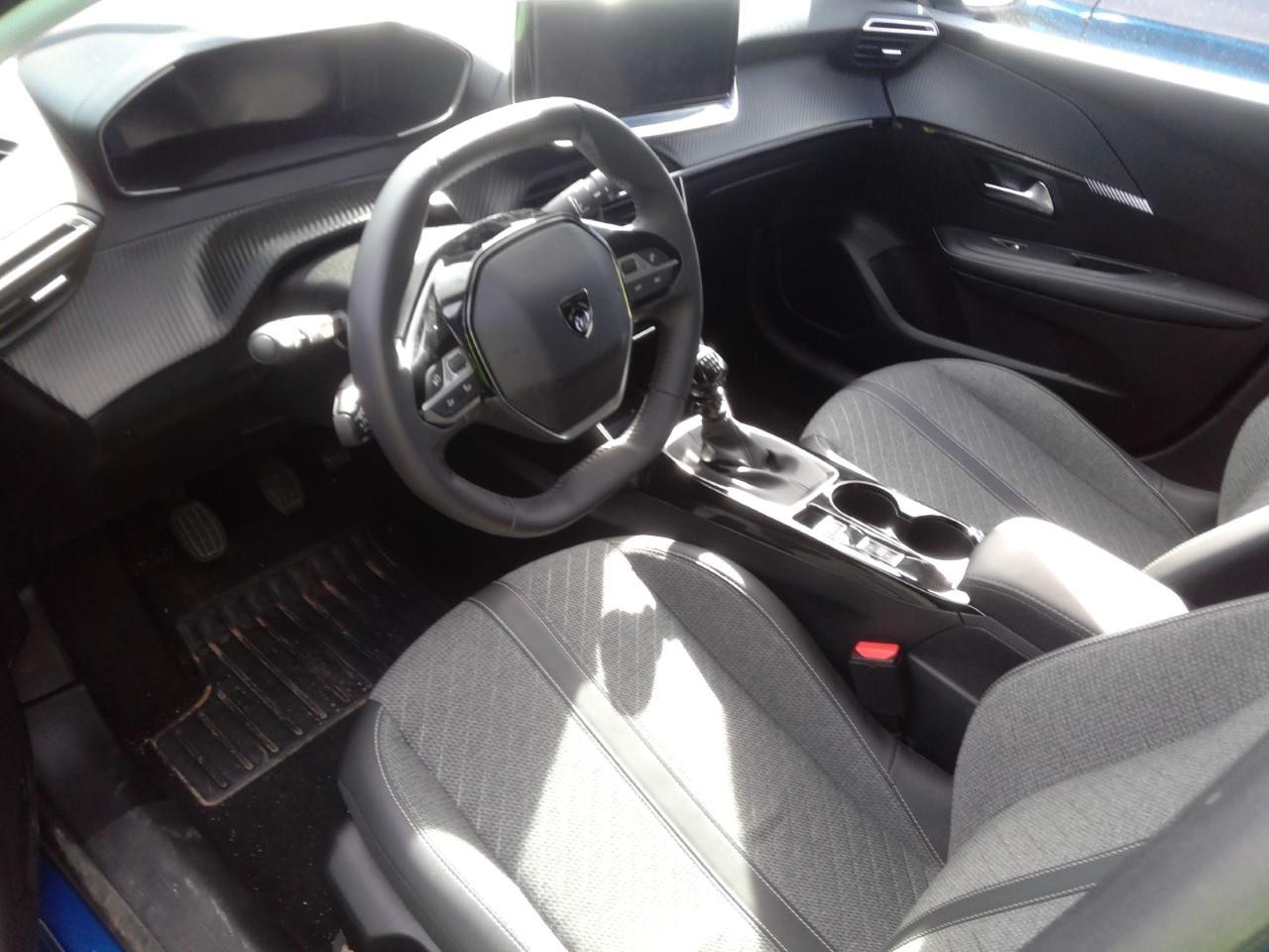 Foto Peugeot 208 3