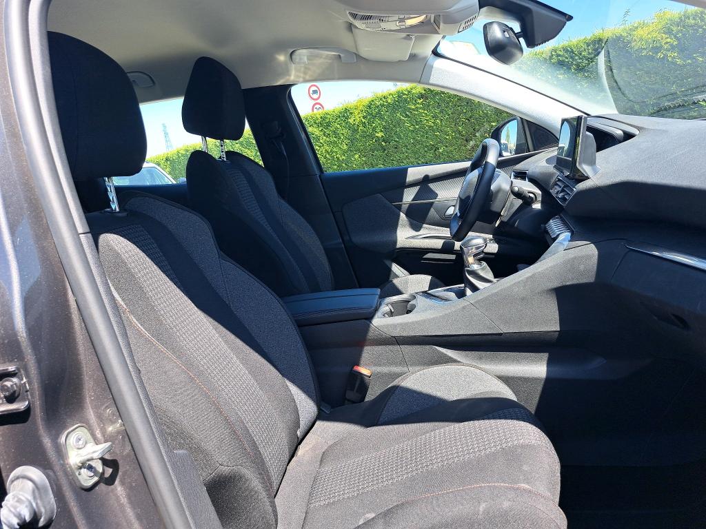 Peugeot 3008 BlueHDi 130ch S&S BVM6 Active Pack 2022